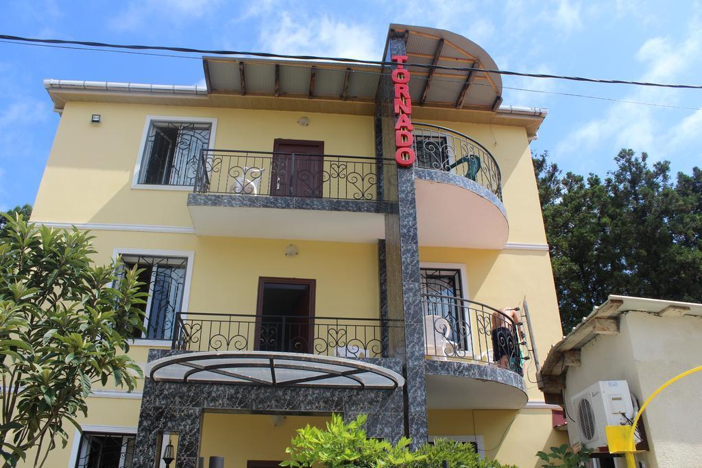 Tornado Hotel Ureki Ngoại thất bức ảnh